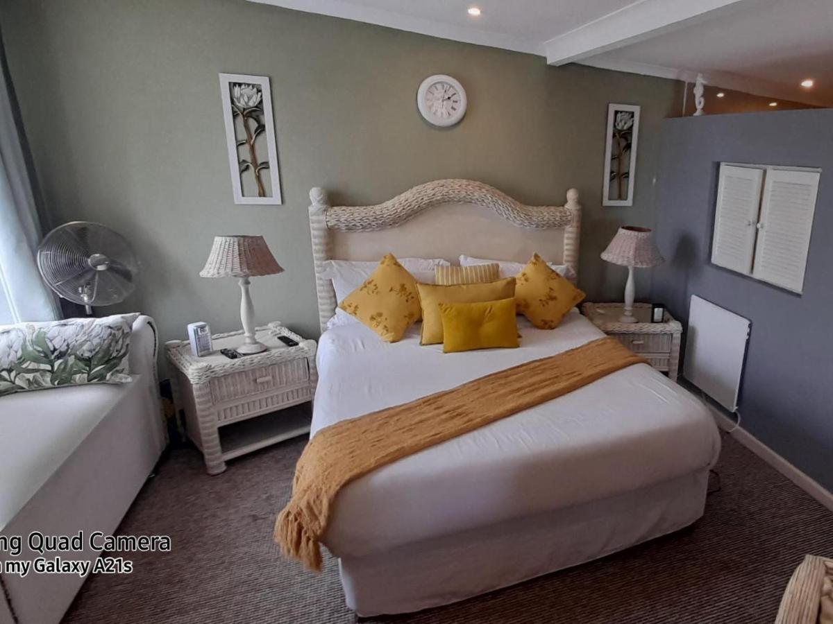 Hotel Azure House Knysna Exterior foto